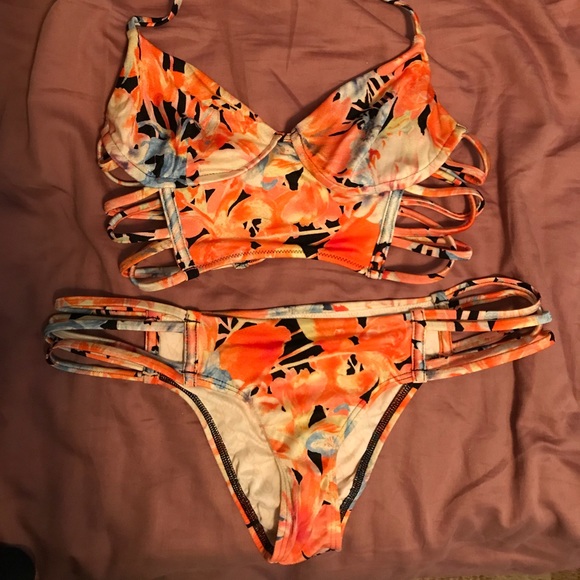 Victoria’s Secret Swimsuit - Picture 3 of 6